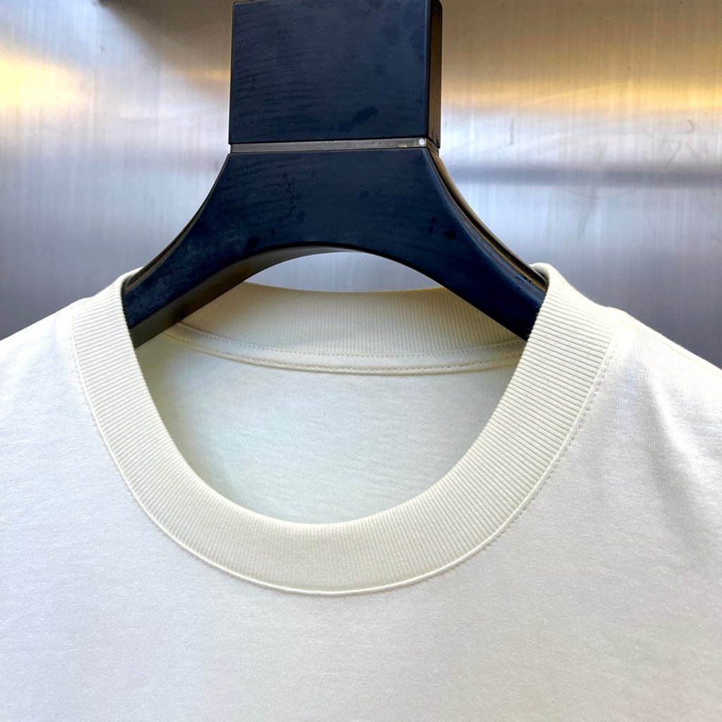 Gv*c* T-shirt